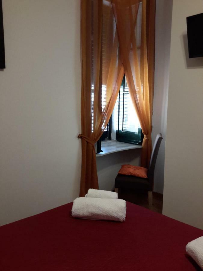 Le Stanze Di Penelope Bed and Breakfast Salerno Buitenkant foto